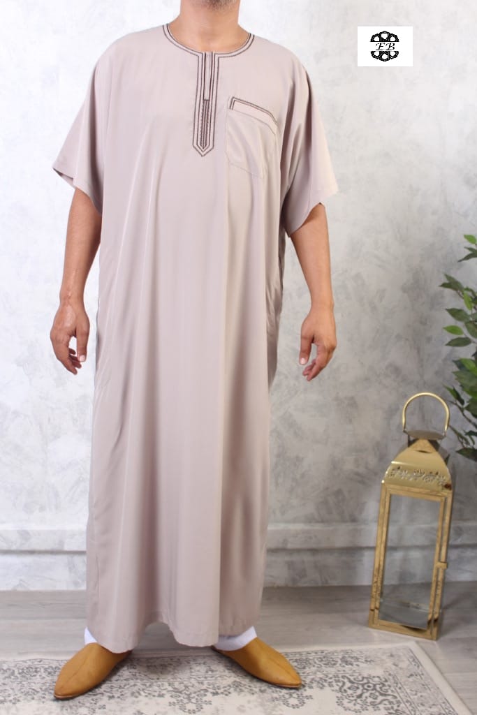 Qamis manches courtes brodé El Bassira beige 178