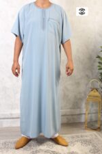Qamis manches courtes brodé El Bassira bleu clair grisé 192