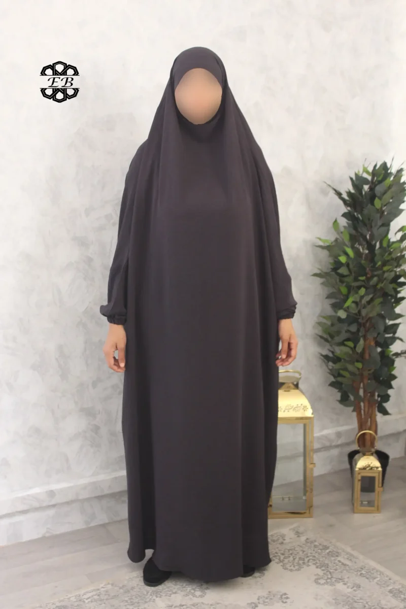 Jilbab 1 pièce Jazz gris anthracite Kellya vue de face (A1 jazz 29)