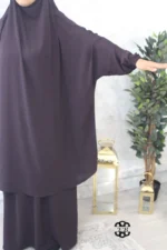Jilbab jupe Jazz aubergine Kellya vue des bras (A2j jazz 109)