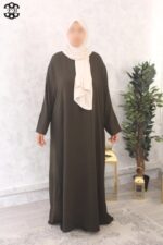 abaya evasée extra large manches ouvertes jazz vert kaki foncé El Bassira Emma p jazz 52 (3)
